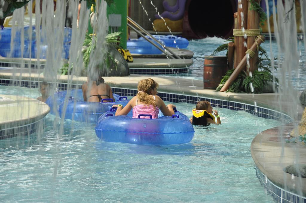 Big Splash Adventure Hotel And Indoor Water Park French Lick Esterno foto